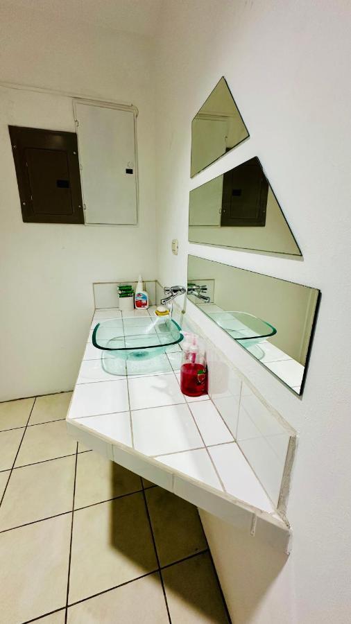 Sjo Oasis Hostel Сан Хосе Екстериор снимка