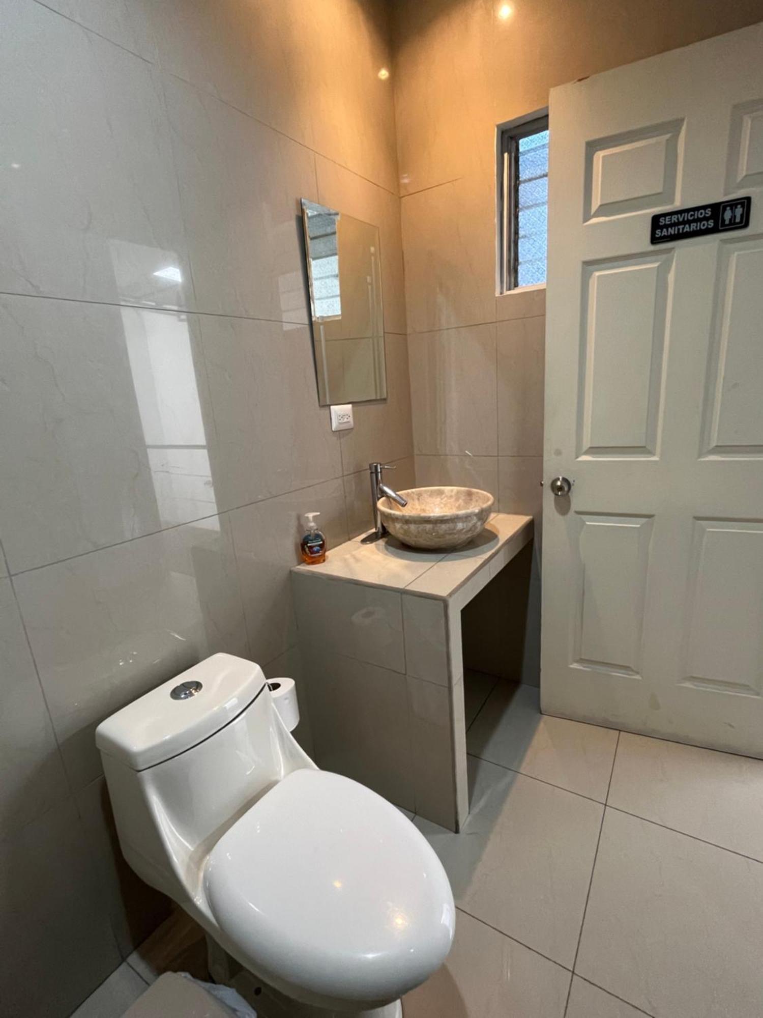 Sjo Oasis Hostel Сан Хосе Екстериор снимка
